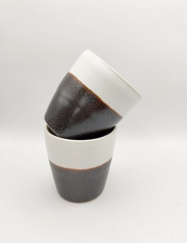 tasses à café petites capacités empilables