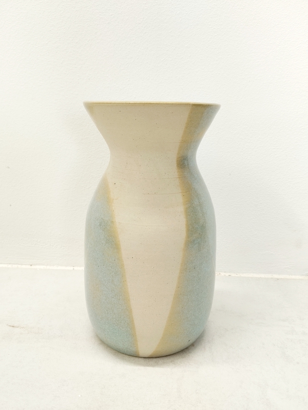 vase tourné à la main en grès