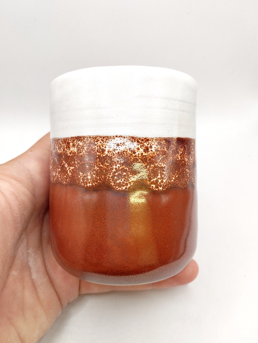 tasse artisanale sans anse en grès et émaillée